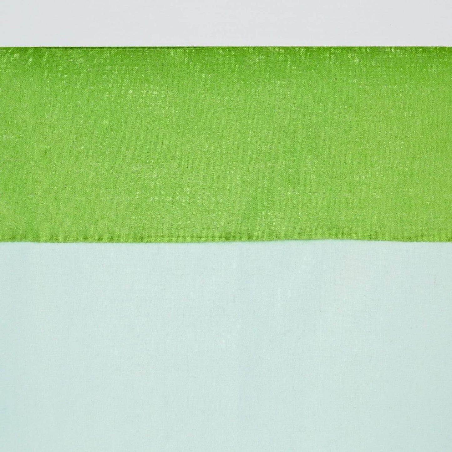 Hochbett Kinder 90x200 cm Weiss mit Vorhang in Grün | mit Lattenrost und Matratze - Palo24