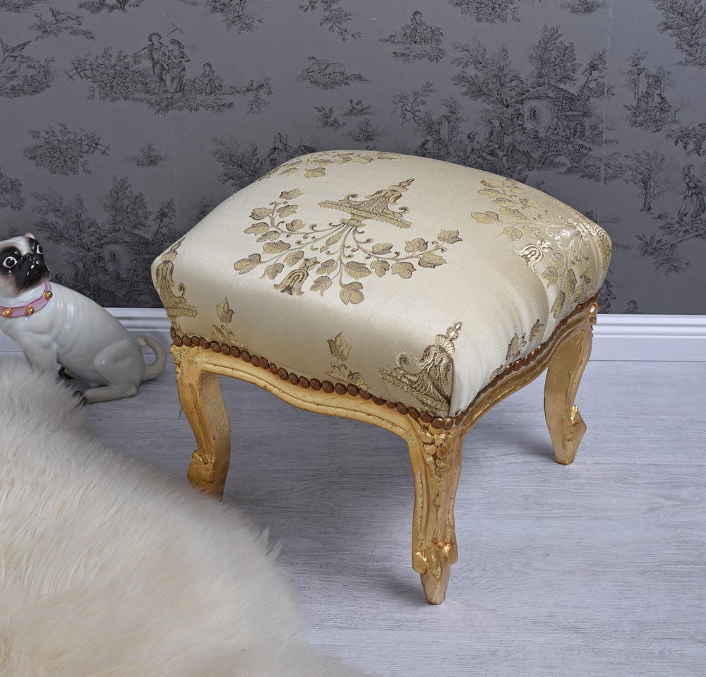 POUF BAROQUE POUF POUF ANTIQUE OR LUMIERE