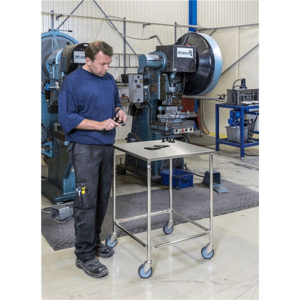 Edelstahlwagen Tischwagen bis 150kg belastbar, 4 Lenkrollen - Palo24