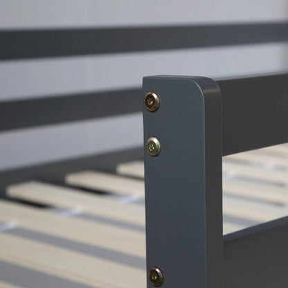 Hochbett mit Lattenrost 90x200 cm Grau Kinderbett Leiter Holz - Palo24