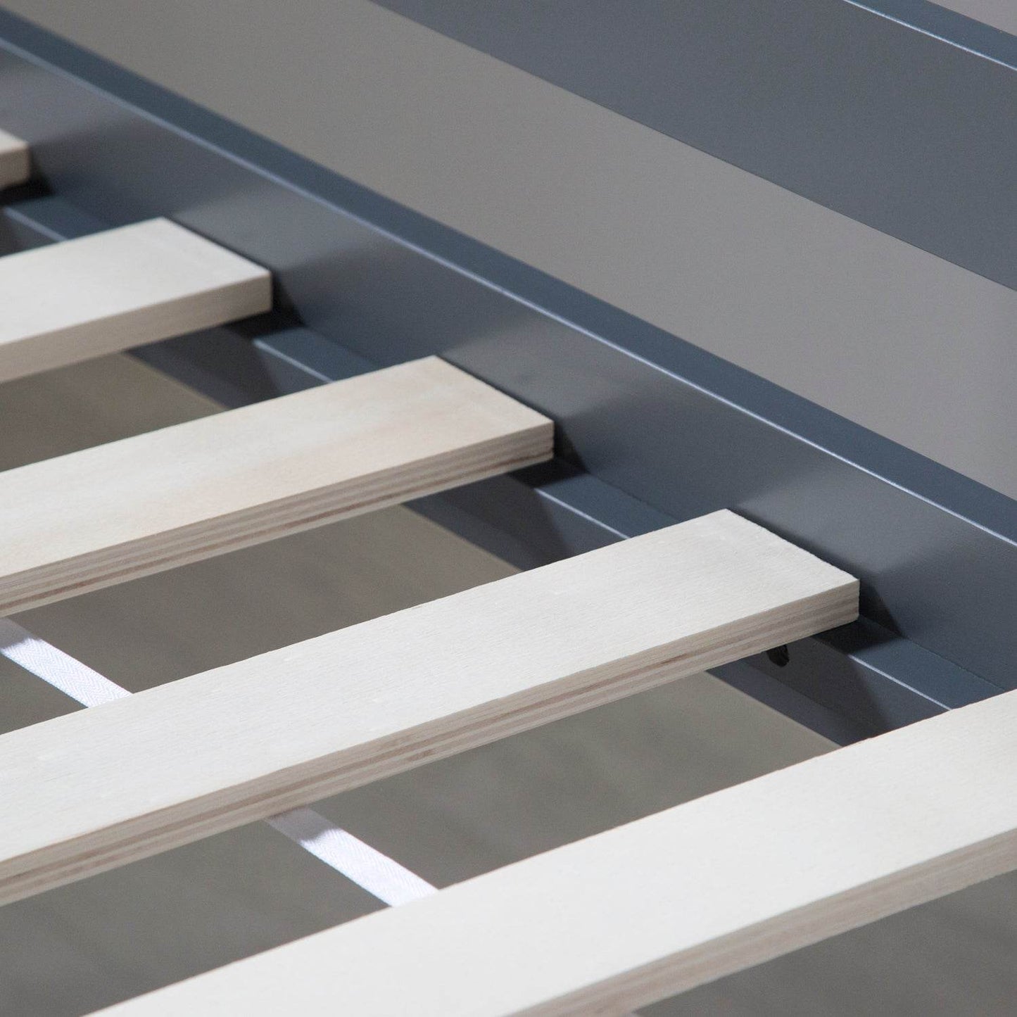 Hochbett mit Lattenrost 90x200 cm Grau Kinderbett Leiter Holz - Palo24