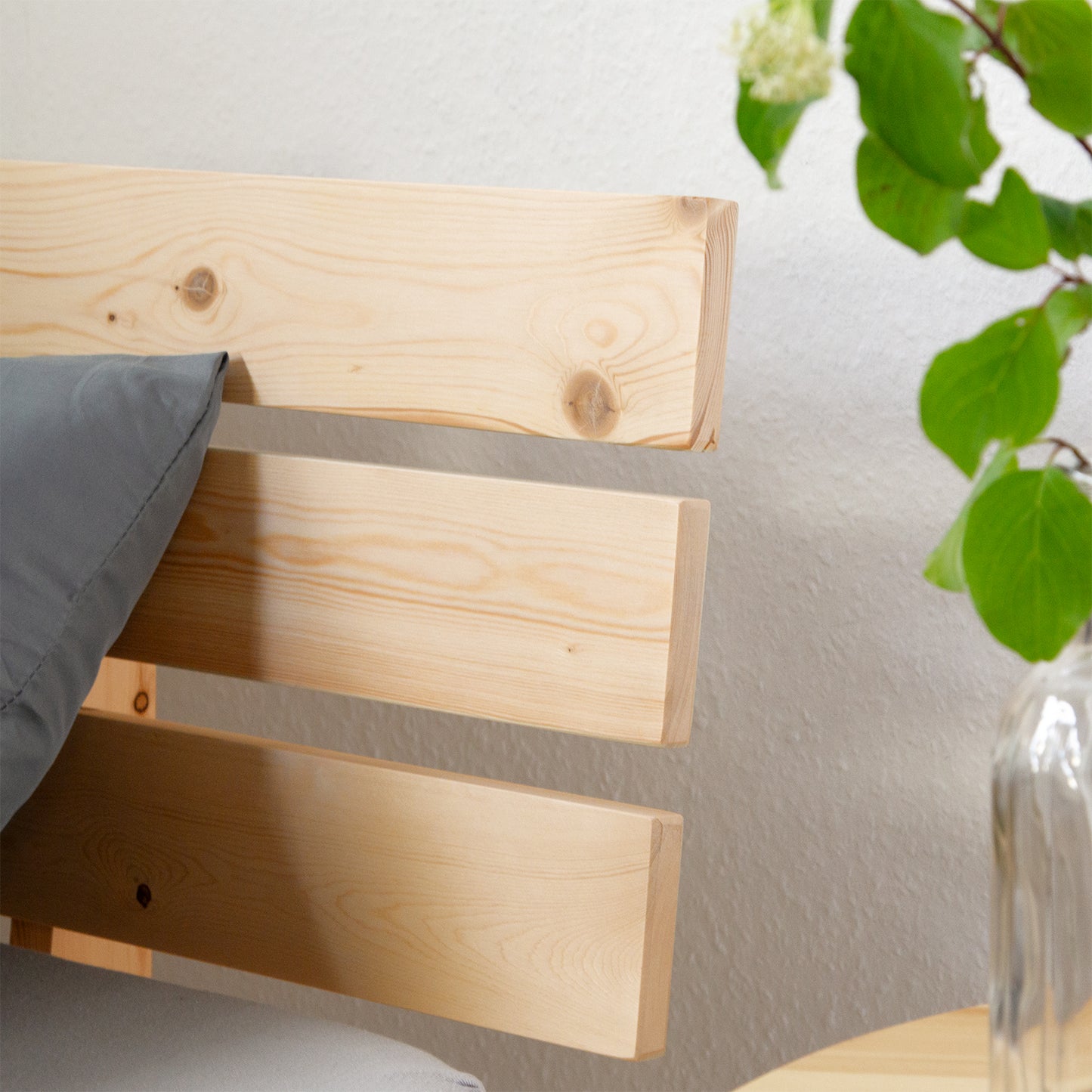 Holzbett 90x200 cm Natur | Einzelbett | mit Lattenrost | massiv | Kind Jugend Gast