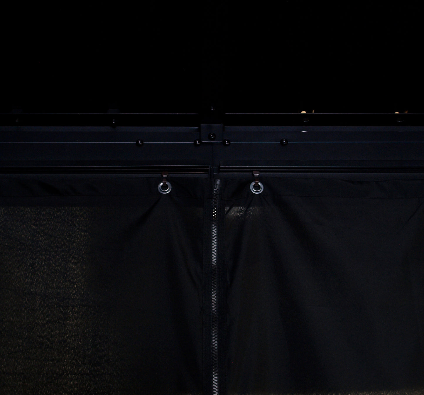 Padiglione NOVARA 3x3 metri, alluminio nero, tetto in lamiera zincata