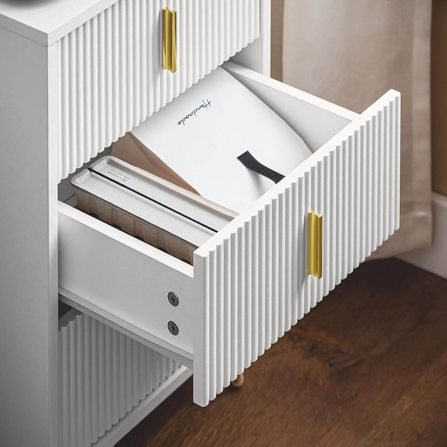 Nachttisch mit 3 Schubladen | Sofatisch | Beistelltisch | Weiss - Palo24