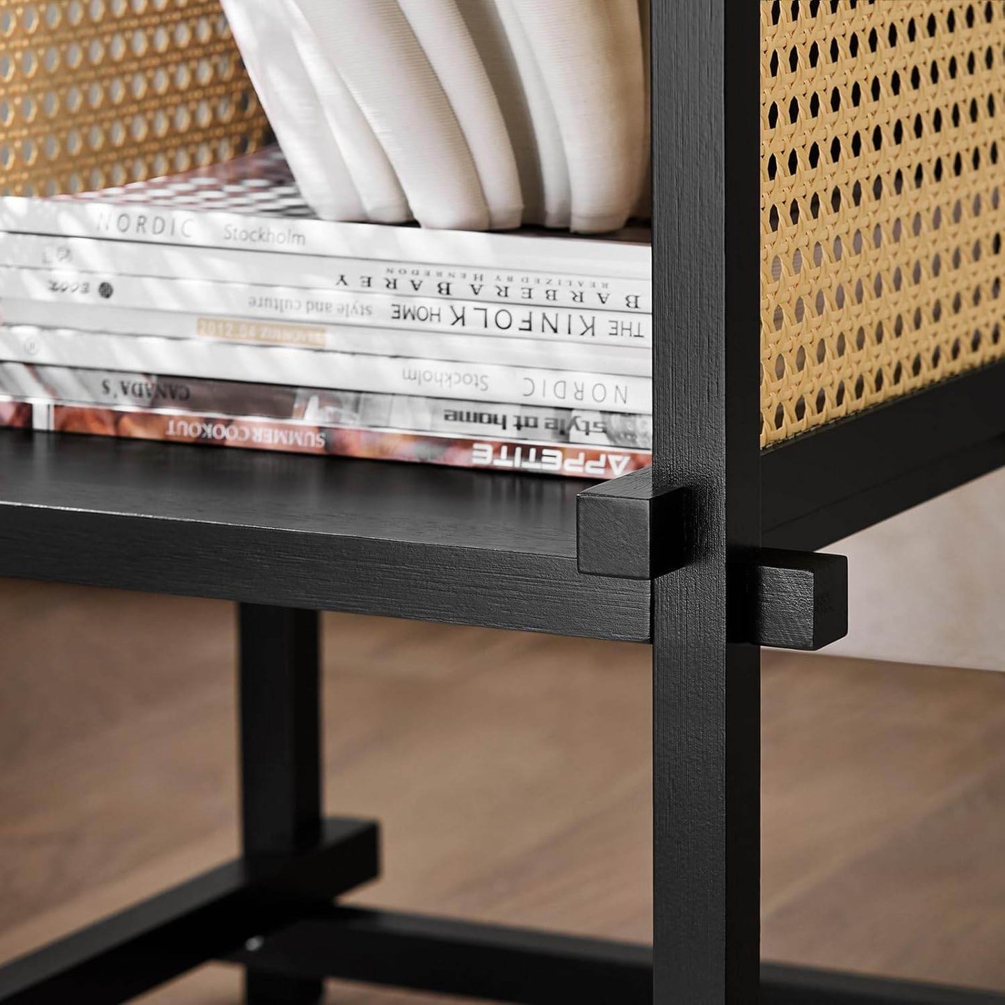 Beistelltisch mit Zapfenverbindungen | Couchtisch | Nachtschrank | Schwarz - Palo24