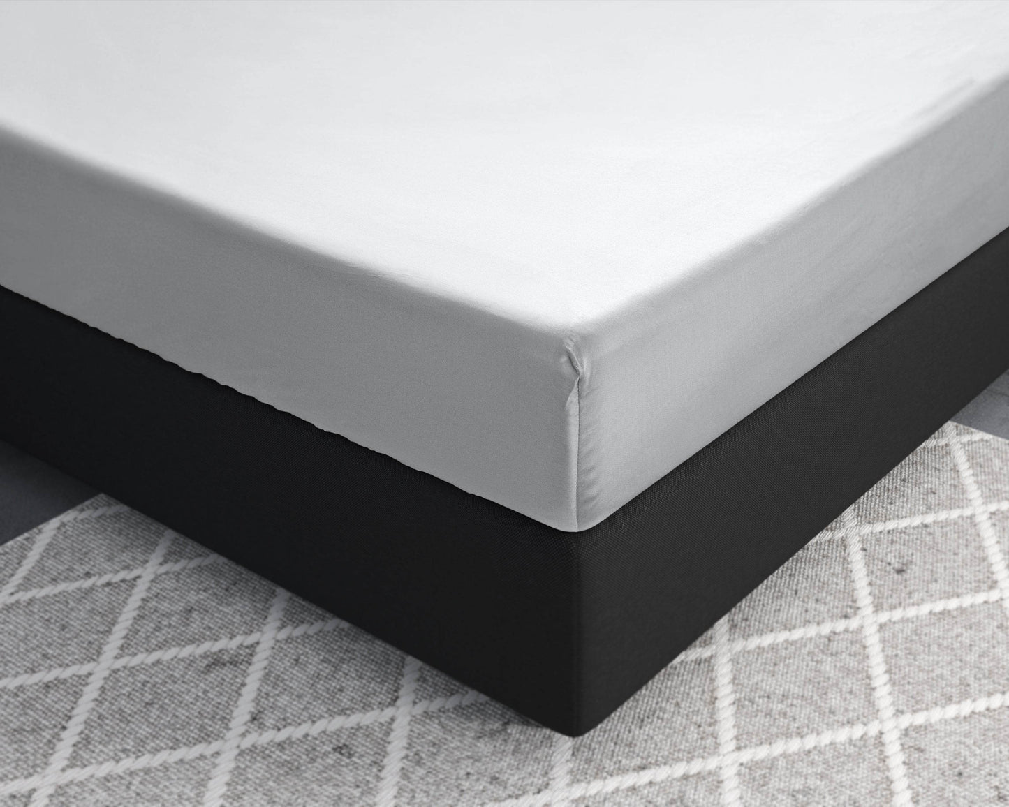 Satin Spannbettlaken Weiss 200 x 220 cm - Palo24