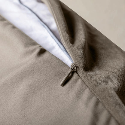 Lazy Velvet Bettdecke Taupe/Grau