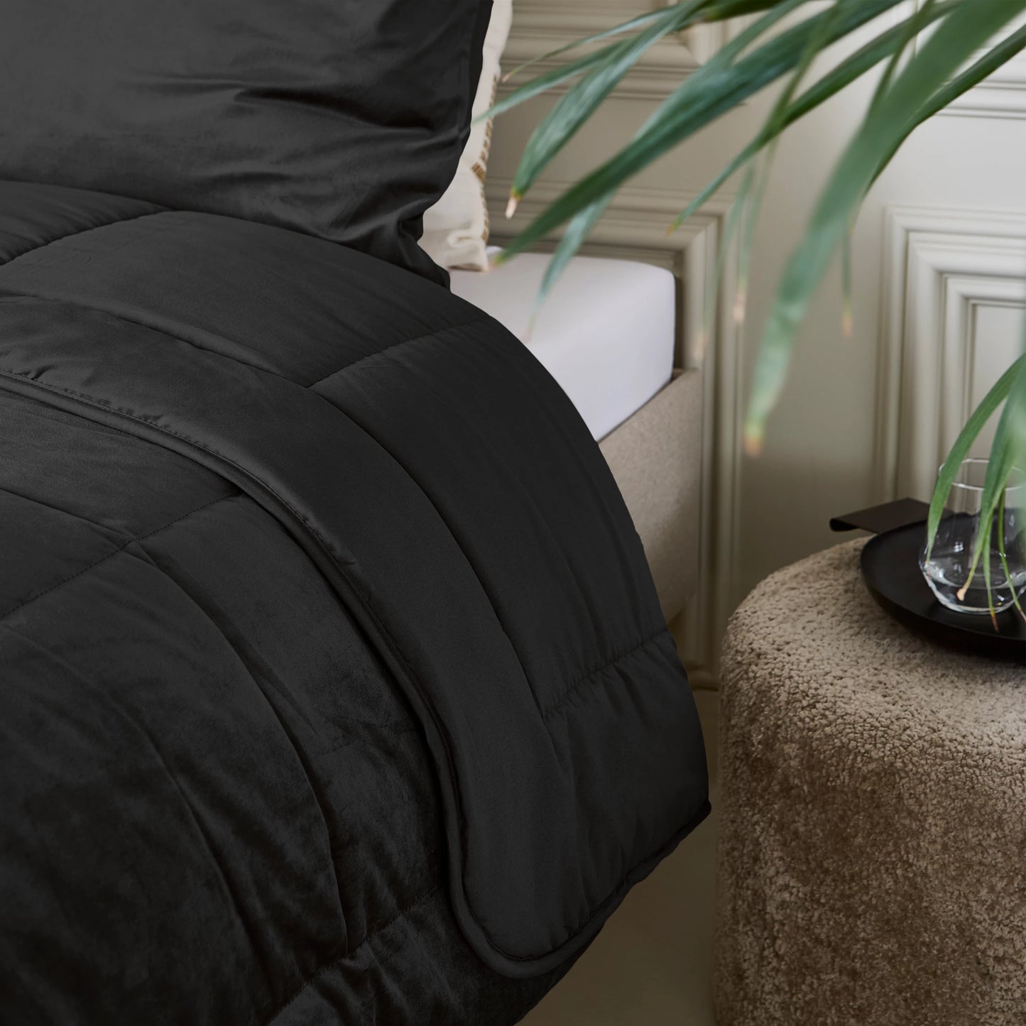 Lazy Velvet Bettdecke Schwarz