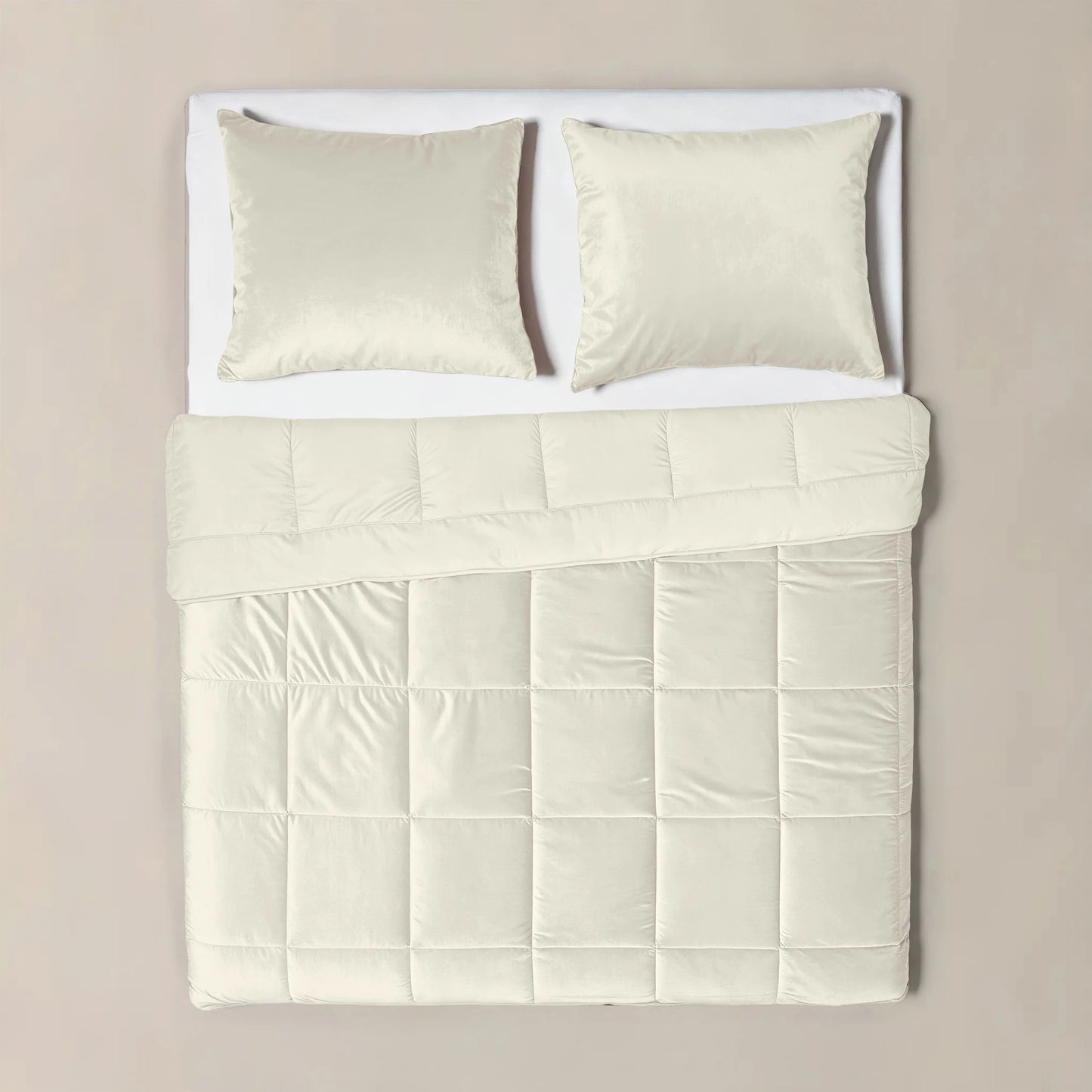 Lazy Velvet Bettdecke Creme