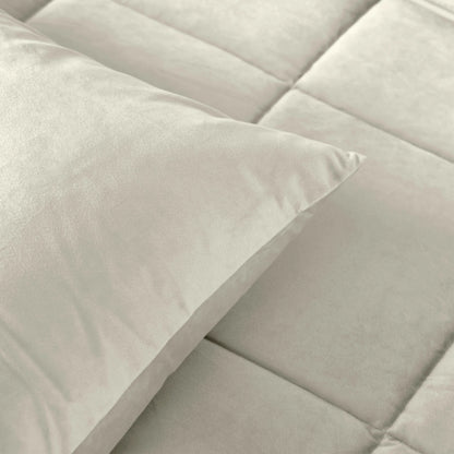 Lazy Velvet Bettdecke  240x200 cm Creme