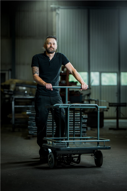 Scooter für Arbeitsplätzen Inkl. Klingel. Mit Fußbremse.