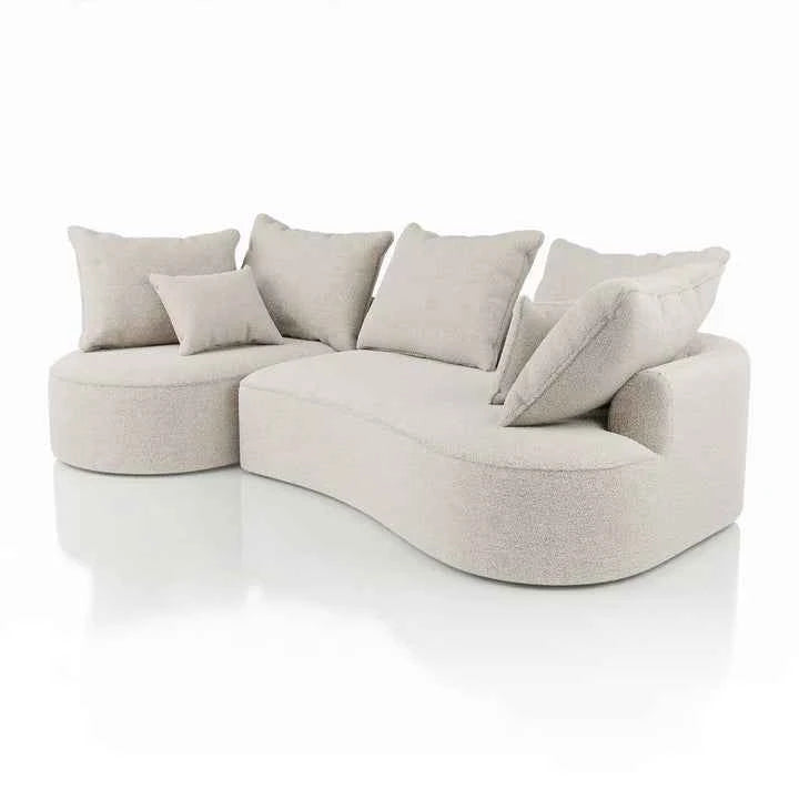 Sofa Tirano mit Ottomane & Dekokissen aus Boucléstoff Creme Links