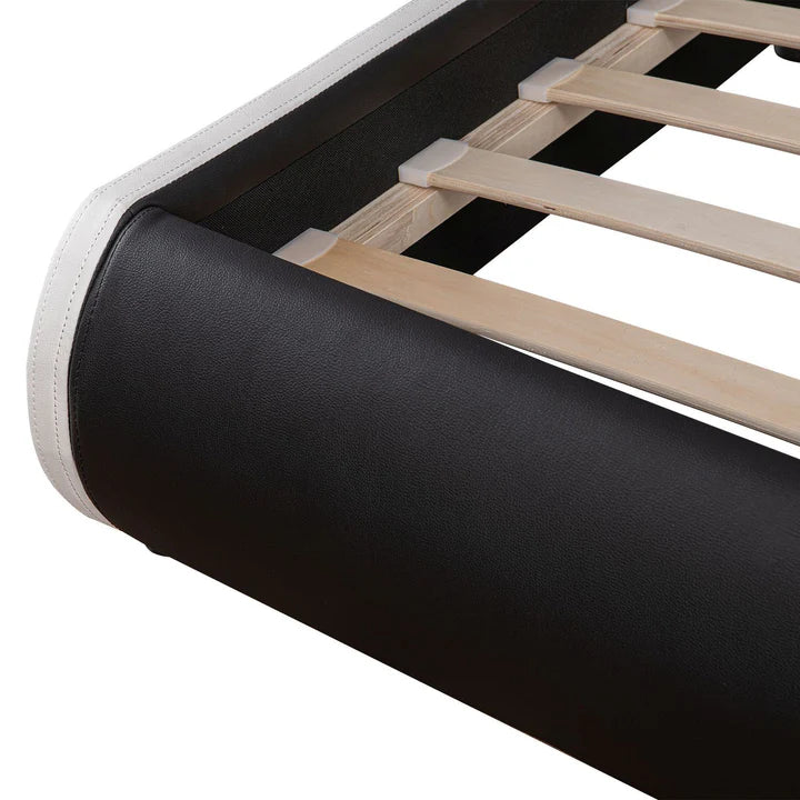 Lit rembourré LED Sevilla 180 x 200 cm sommier à lattes noir