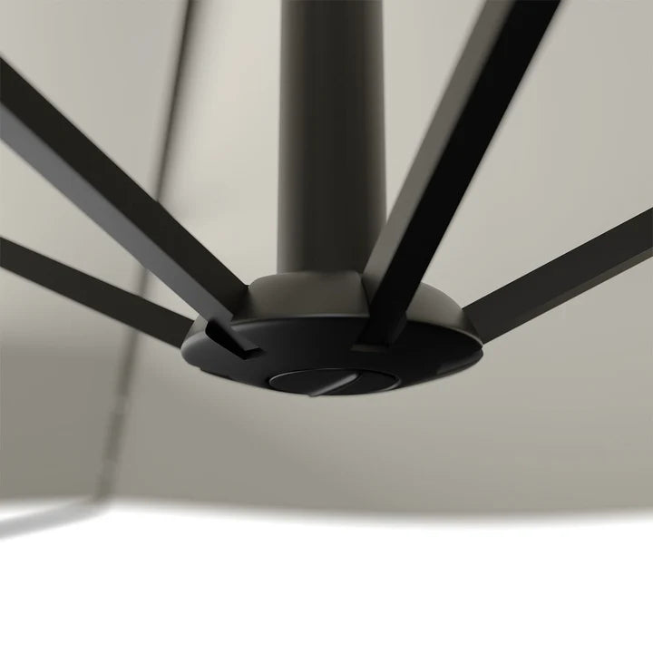 Ampelschirm Brazil Ø 3,5m mit LED, Kurbel und Standfuß in dunkelgrau und creme