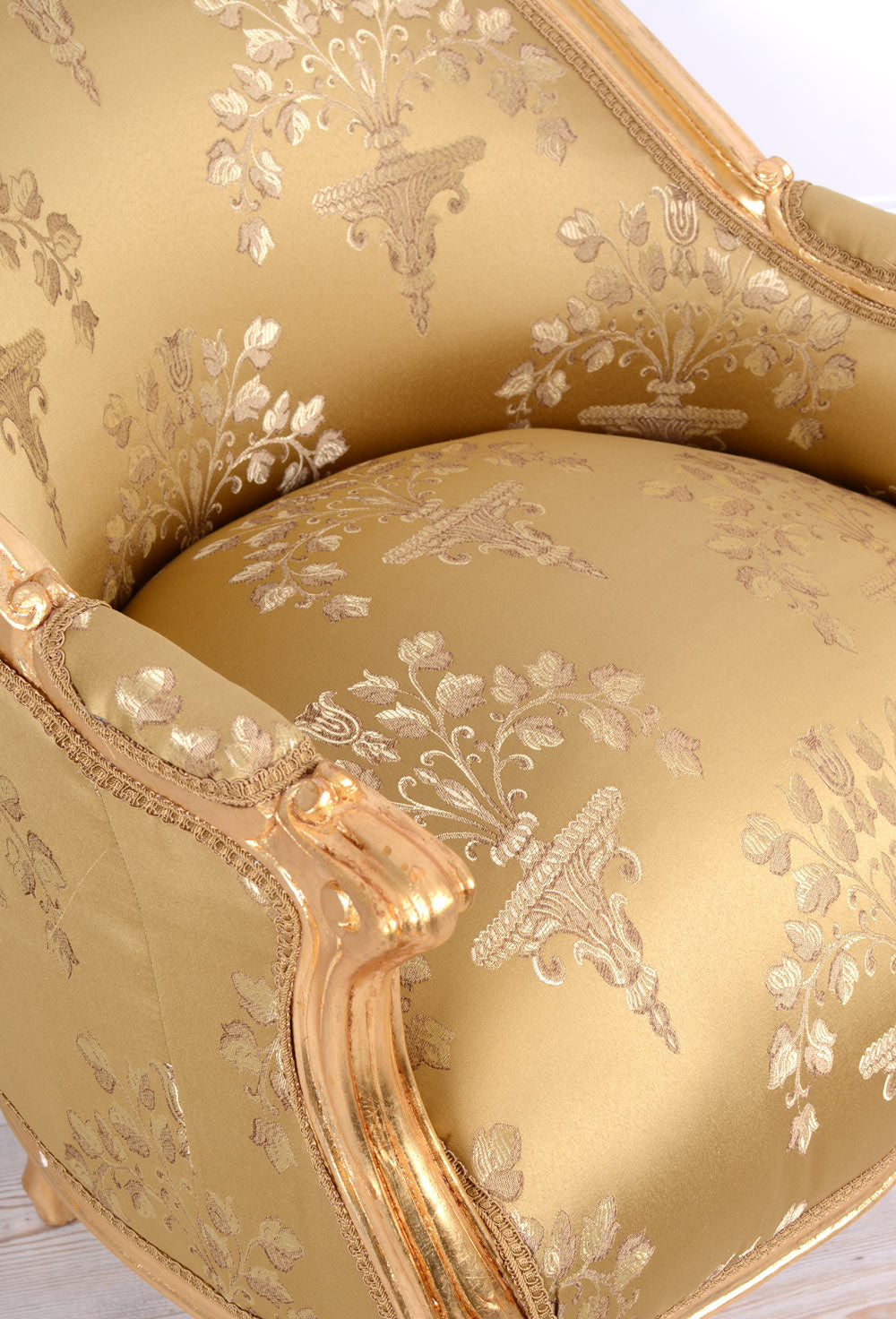 BERGERE EN CONFESSIONAL BAROCK SESSEL DUNKELGOLD