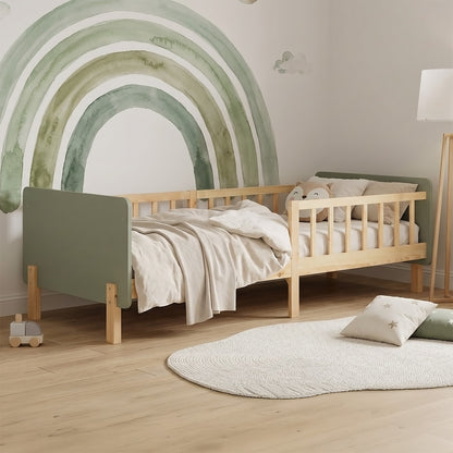 Kinderbett 90x200 cm mit Lattenrost und Rausfallschutz in Grün
